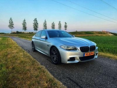 BMW 523