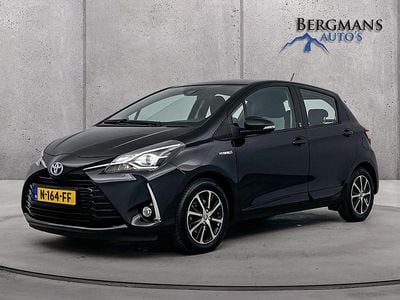 Zwart Gebruikt 2021 Toyota Yaris Hybrid Active Hatchback | € 13.800 (Super prijs)