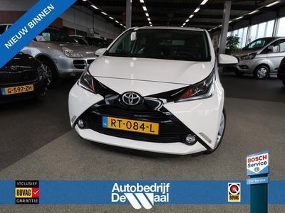 tweedehands Toyota Aygo 1.0 VVT-i X-Play 5-drs. NAVI/CARPLAY/AIRCO/LIMITER