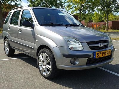 Grijs (metallic) Gebruikt 2004 Suzuki Ignis GLS Hatchback | € 3.750