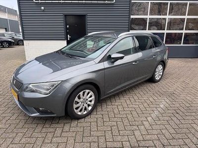 Grijs Gebruikt 2017 Seat Leon ST Style Stationwagen | € 11.950 (Eerlijke prijs)