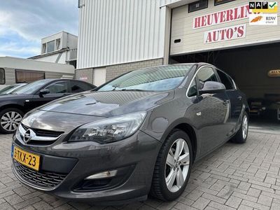 tweedehands Opel Astra 1.4 Turbo Rhythm|NAVI|AIRCO|6 BAK|TREKHAAK