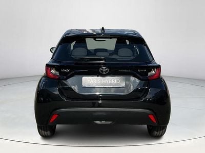 Zwart Nieuw 2025 Toyota Yaris Active Hatchback | € 28.599 (Eerlijke prijs)