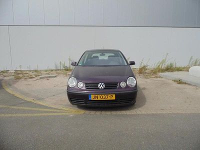 Rood Gebruikt 2002 VW Polo Hatchback | € 1.499 (Iets duurder)