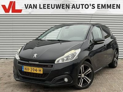 Zwart (metallic) Occasion 2017 Peugeot 208 GT-line Hatchback | € 8.948 (Eerlijke prijs)