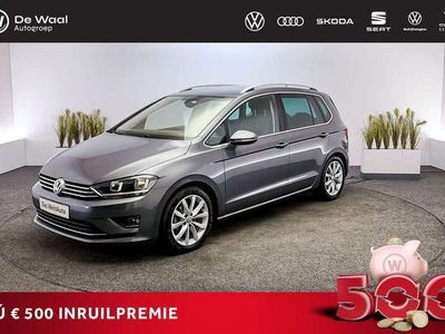 tweedehands VW Golf Sportsvan 1.2 TSI 110pk DSG Highline | Navigatie, Parkeersen