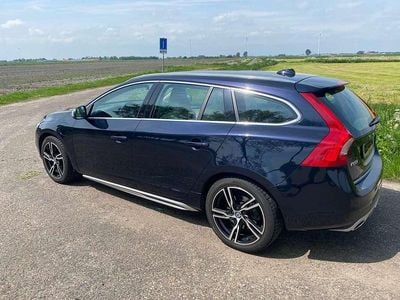 Blauw Gebruikt 2015 Volvo V60 Stationwagen | € 6.000 (Goede deal)