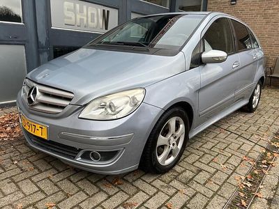 Grijs Gebruikt 2005 Mercedes B200 MPV | € 2.950 (Iets duurder)