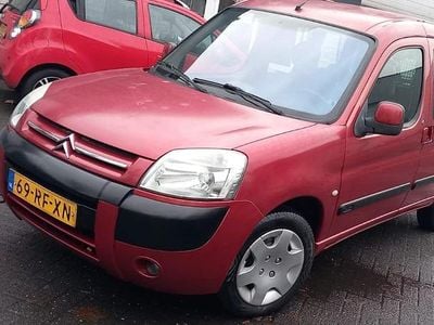 Rood Gebruikt 2005 Citroën Berlingo MPV | € 1.795 (Eerlijke prijs)