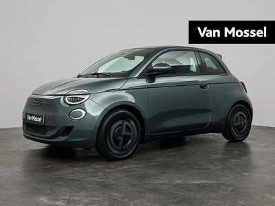 Grijs Nieuw 2025 Fiat 500e Hatchback | € 41.495