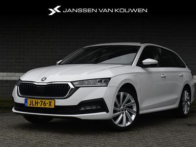 Wit Occasion 2022 Skoda Octavia Business Line Stationwagen | € 23.885 (Eerlijke prijs)