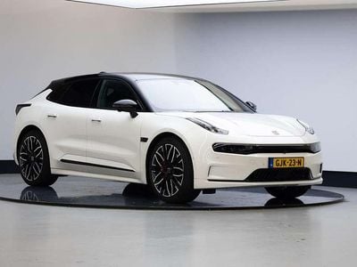 Wit Gebruikt 2024 Zeekr 001 Privilege AWD Hatchback | € 49.950