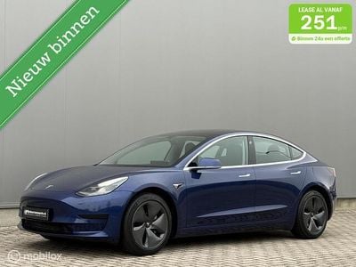Occasion Tesla Model 3 Standard Range 239 kW (325 PK) 2020 Blauw (metallic) Sedan
