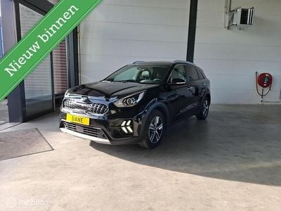 Zwart Gebruikt 2021 Kia Niro SUV | € 20.995 (Goede deal)
