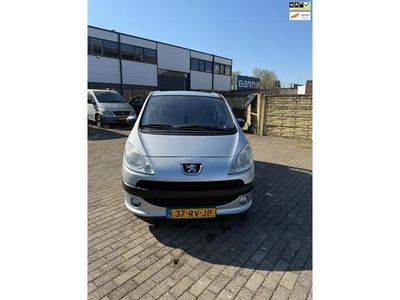 Peugeot 1007