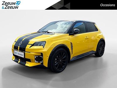 Twotone jaune pop ! / noir ét Occasion 2024 Renault R5 Iconic Hatchback | € 29.940 (Iets duurder)
