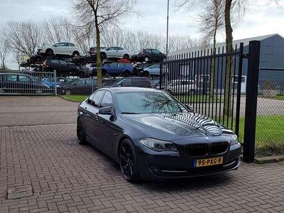 Zwart Occasion 2011 BMW 520 Executive Sedan | € 9.500 (Duur)