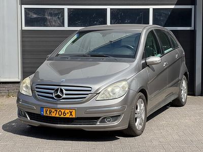 Mercedes B200