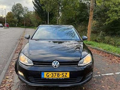 Zwart Occasion 2014 VW Golf VII Highline Hatchback | € 7.500 (Goede deal)