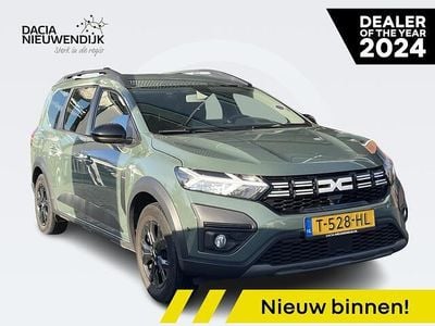 Grijs Gebruikt 2023 Dacia Jogger Extreme MPV | € 19.445 (Eerlijke prijs)
