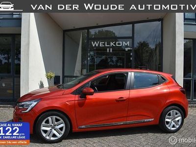 Rood Occasion 2019 Renault Clio IV Zen Hatchback | € 8.700 (Eerlijke prijs)