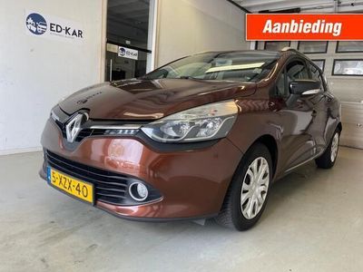 Bruin, metallic lak Occasion 2014 Renault Clio GrandTour Dynamique Stationwagen | € 4.995 (Iets duurder)