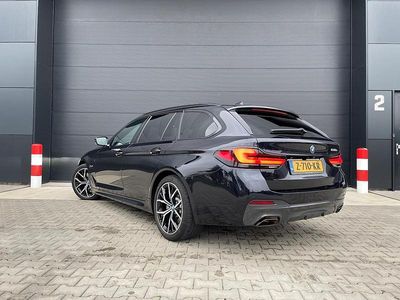 Zwart (metallic) Occasion 2022 BMW 530e M Sport Stationwagen | € 42.950 (Iets duurder)