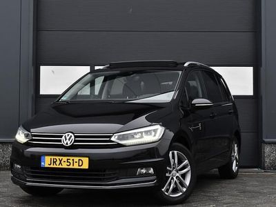 Occasion VW Touran Highline 150 PK (110 kW) 2017 Zwart MPV