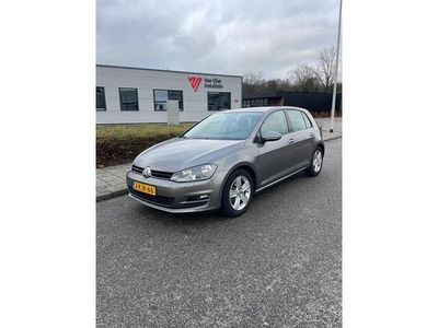 tweedehands VW Golf 1.2 TSI Highline 5-deurs AIRCO