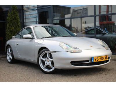 Porsche 911 Carrera