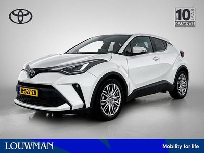Wit Gebruikt 2023 Toyota C-HR Executive SUV | € 27.945 (Eerlijke prijs)