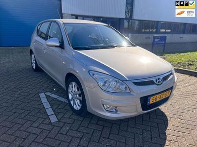 tweedehands Hyundai i30 1.6i Style