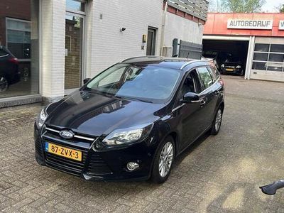 tweedehands Ford Focus Wagon 1.6 TDCI ECOnetic Lease Titanium LEER CLIMA NAVIGATIE ZWART 2013