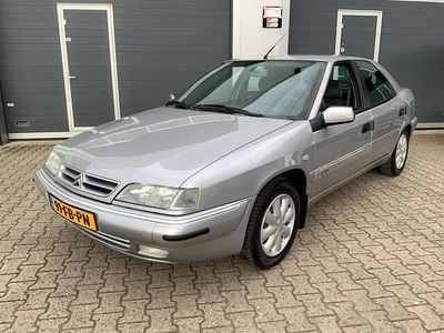 Grijs Gebruikt 2000 Citroën Xantia Hatchback | € 3.450