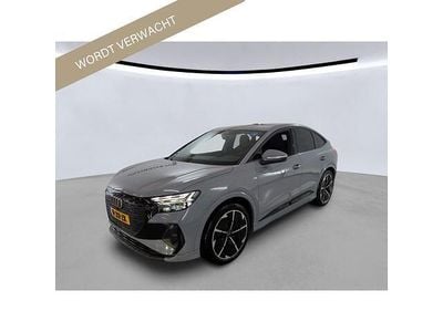 Grijs Occasion 2022 Audi Q4 Sportback e-tron S-Line SUV | € 32.740 (Eerlijke prijs)