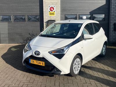 tweedehands Toyota Aygo 1.0 VVT-i x-play