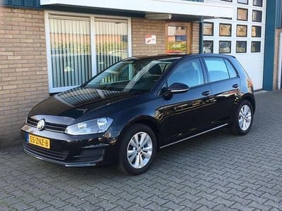 Zwart (metallic) Gebruikt 2013 VW Golf VII Comfortline Hatchback | € 7.950 (Eerlijke prijs)
