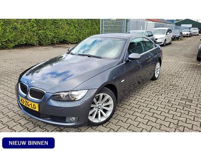 BMW 325