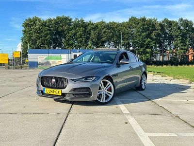 Grijs Gebruikt 2019 Jaguar XE Sedan | € 24.999