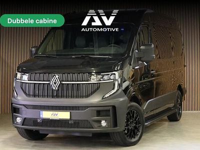 Zwart (metallic) Occasion 2024 Renault Master Van | € 41.495 (Duur)