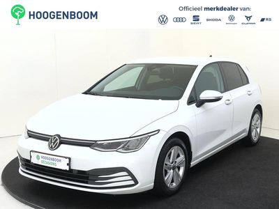 Wit Gebruikt 2020 VW Golf VIII Life Hatchback | € 20.750 (Eerlijke prijs)