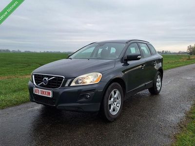 tweedehands Volvo XC60 2.4D Momentum