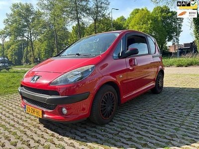Peugeot 1007