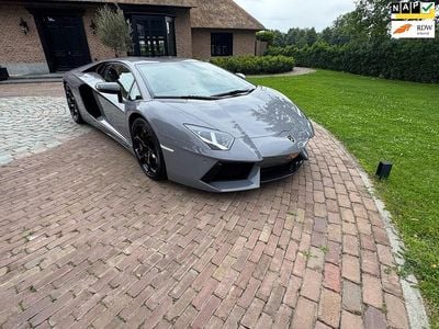 Grijs Gebruikt 2013 Lamborghini Aventador Coupé | € 322.500