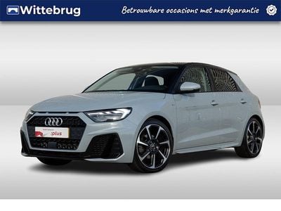 Grijs Gebruikt 2022 Audi A1 Hatchback | € 29.950 (Iets duurder)