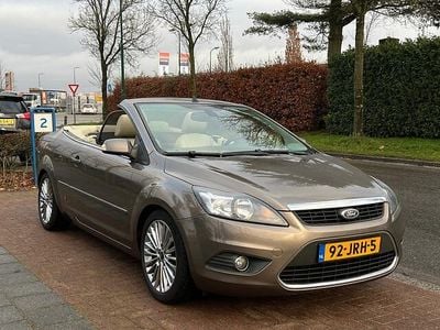Bruin Occasion 2009 Ford Focus Titanium Cabriolet | € 3.450 (Eerlijke prijs)