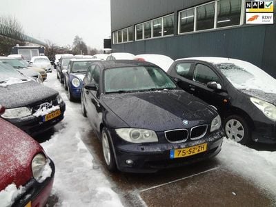Blauw Occasion 2006 BMW 118 Hatchback | € 2.450 (Goede deal)