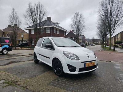 tweedehands Renault Twingo 1.2-16V nov. 2011 wit. 66800 km 2e eigenaar