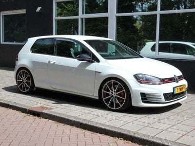 VW Golf VII