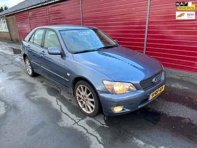 Lexus IS200